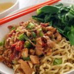 Hidangan Tionghoa Salah Satu Yang Mie Pangsit