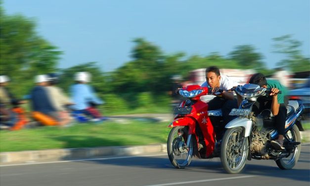Tindakan Tidak Resmi Dalam Melakukan Balapan Liar