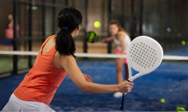 Olahraga Lapangan Tenis Seperti Badminton Beda Bola
