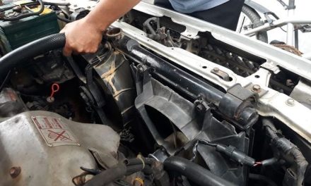 Komponen Pendinginan Untuk Kendaraan Dengan Air Radiator