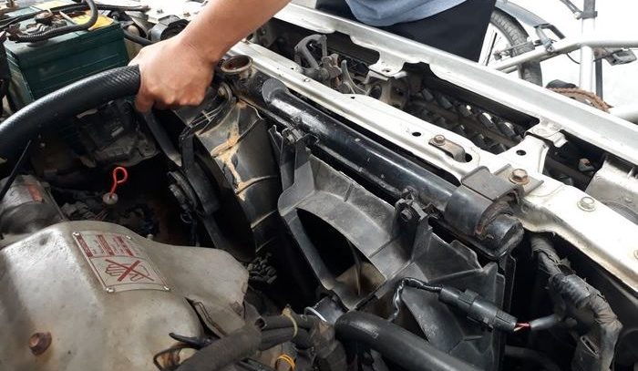 Komponen Pendinginan Untuk Kendaraan Dengan Air Radiator