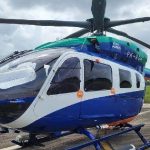 Kendaraan Terbang Helikopter Secara Vertikal Ke Atas