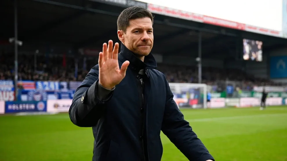 Pesepakbola Lama Spanyol Seorang Pemain Xabi Alonso