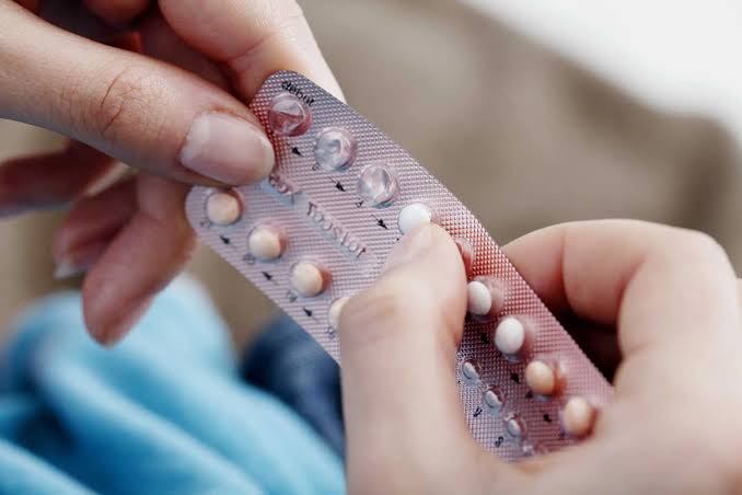 Metode Kontrasepsi Dengan Meminum Pil Kb