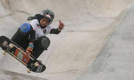 Olaharaga Papan Beroda Skateboard Permainan Seru