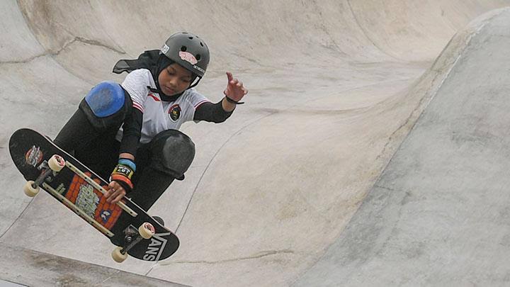 Olaharaga Papan Beroda Skateboard Permainan Seru