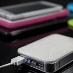 Pengisian Daya Baterai Dengan Perangkat Powerbank
