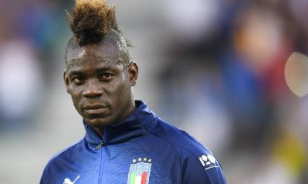 Pesepakbola Besar Balotelli Dengan Fisik Kuatnya