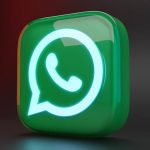 Sebuah Komunikasi Whatsapp Sebagai Penghubung Dari Aplikasi